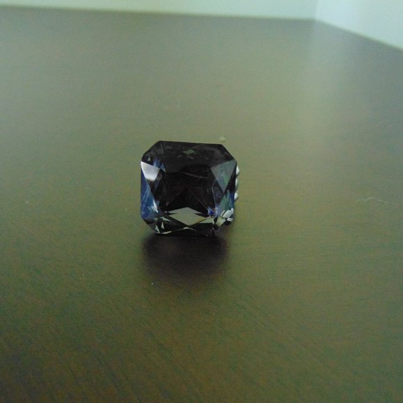 Costume Jewelry- Oversized faux CZ ring- smockey color - Picture 2 of 13
